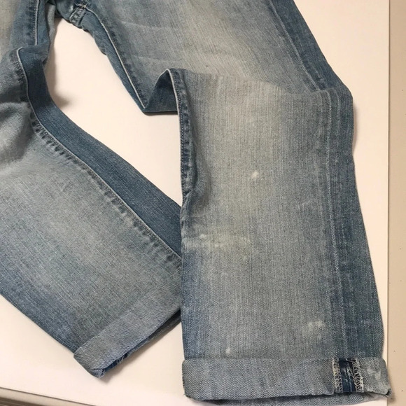 Old Navy ultra blue light wash rolled crop jeans - Picture 6 of 7